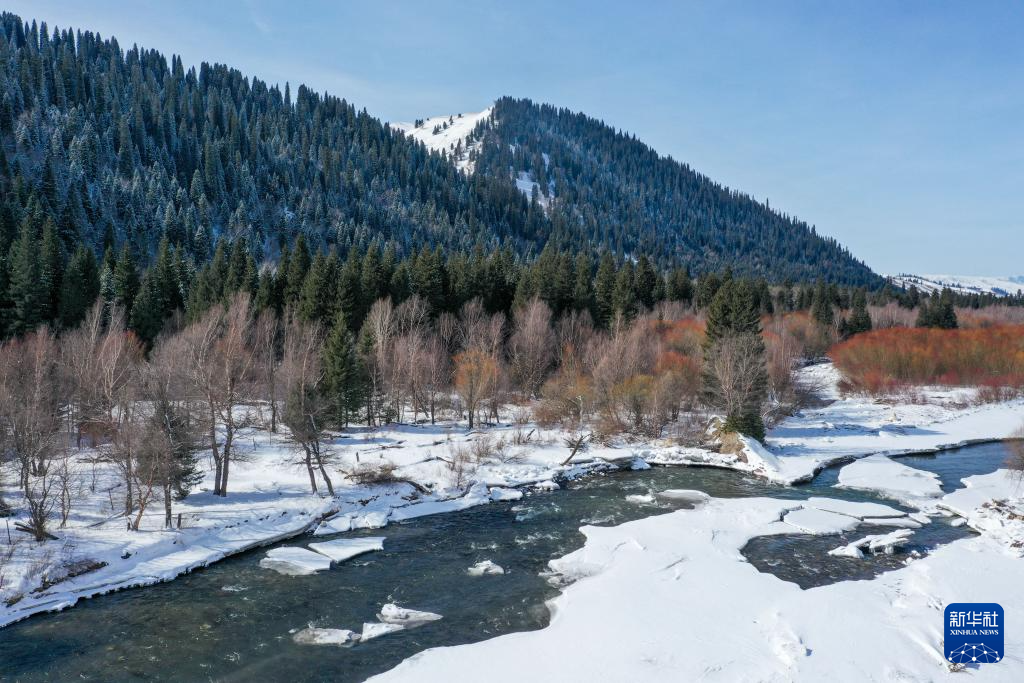 美麗中國(guó)丨那拉提雪景